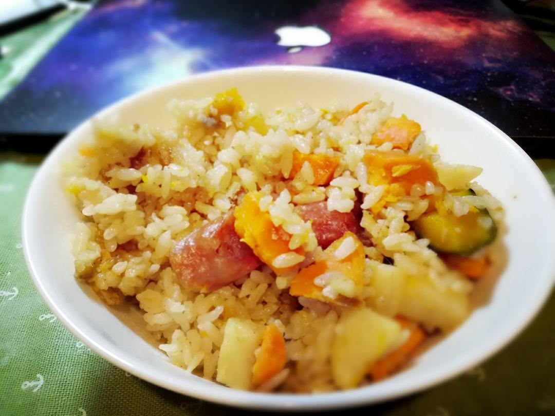 腊肠红薯焖饭（电饭锅快手版）