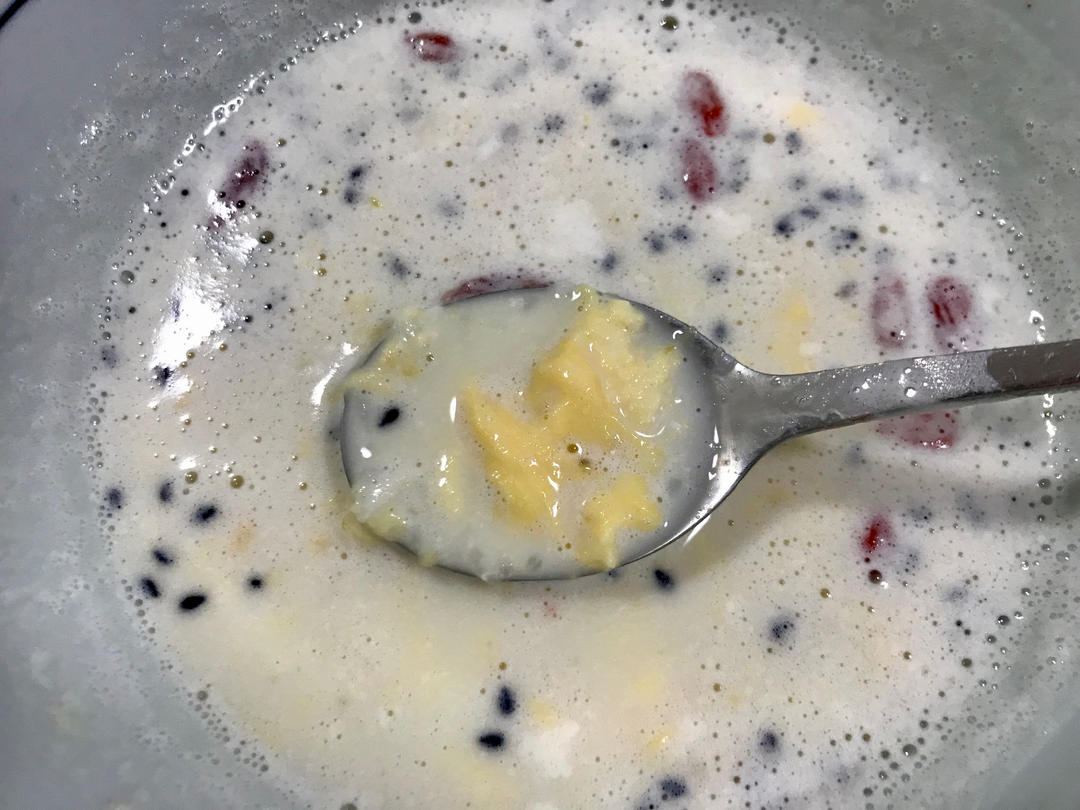 牛奶鸡蛋醪糟 冬日里最爱的甜品汤