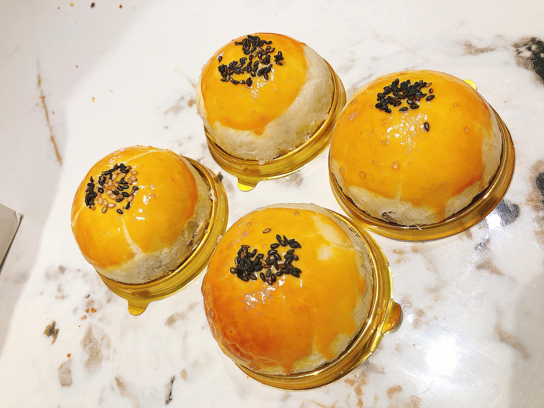 蛋黄酥（步骤超详细，新手适用）