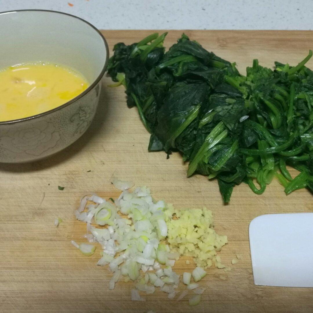 菠菜炒鸡蛋