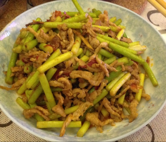 蒜薹炒肉丝