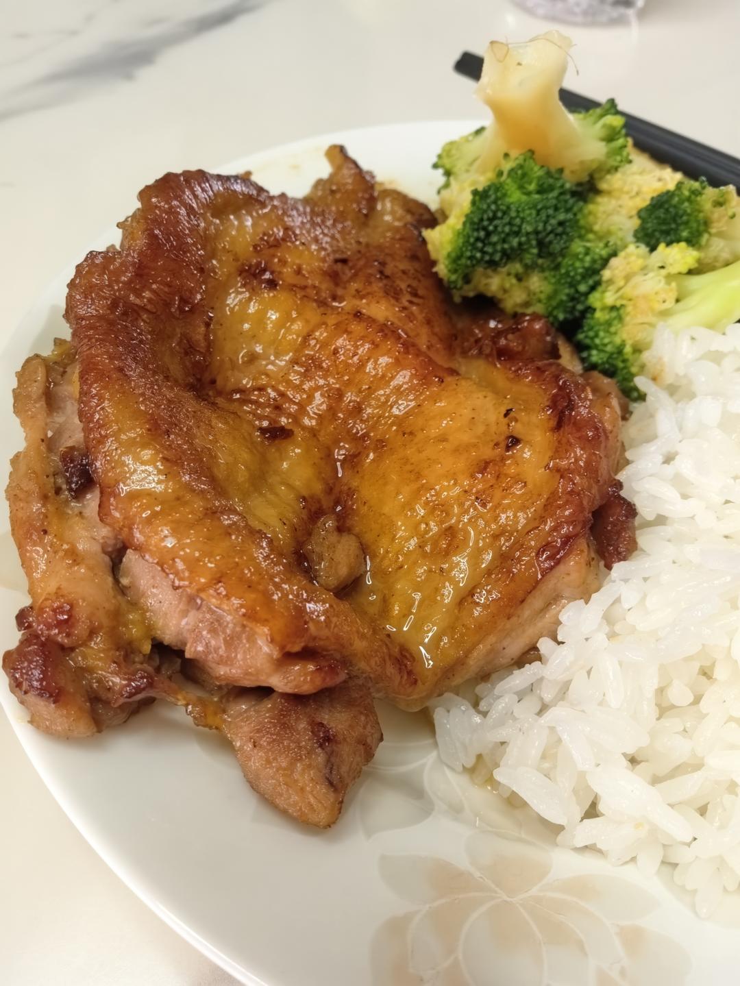 香煎鸡排，不好吃你打我