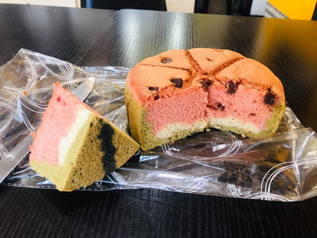 西瓜戚风蛋糕