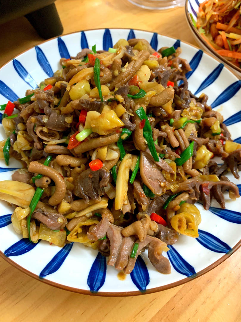 能吃三碗饭的开胃菜-酸辣鸡杂