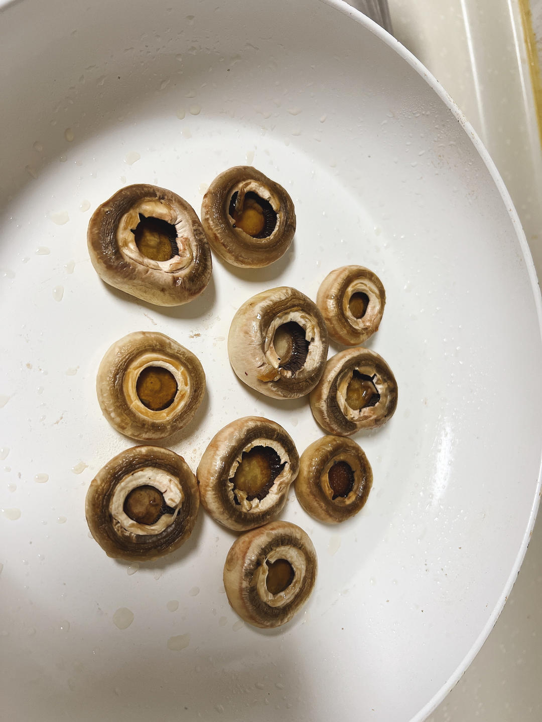 香煎口蘑  鲜的扭起来