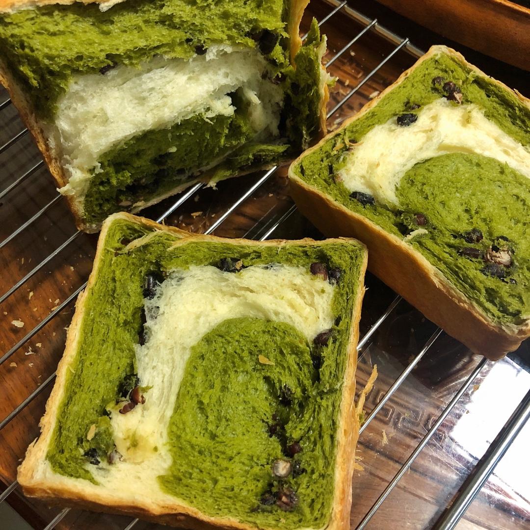 抹茶蜜豆吐司