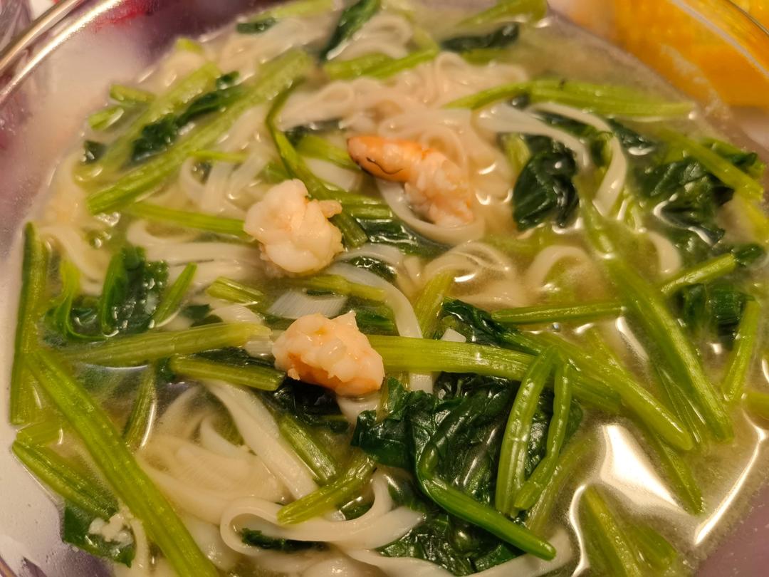 宝宝辅食:虾皮菠菜面