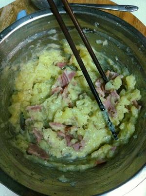 黑胡椒培根芝士焗薯泥的做法 步骤3