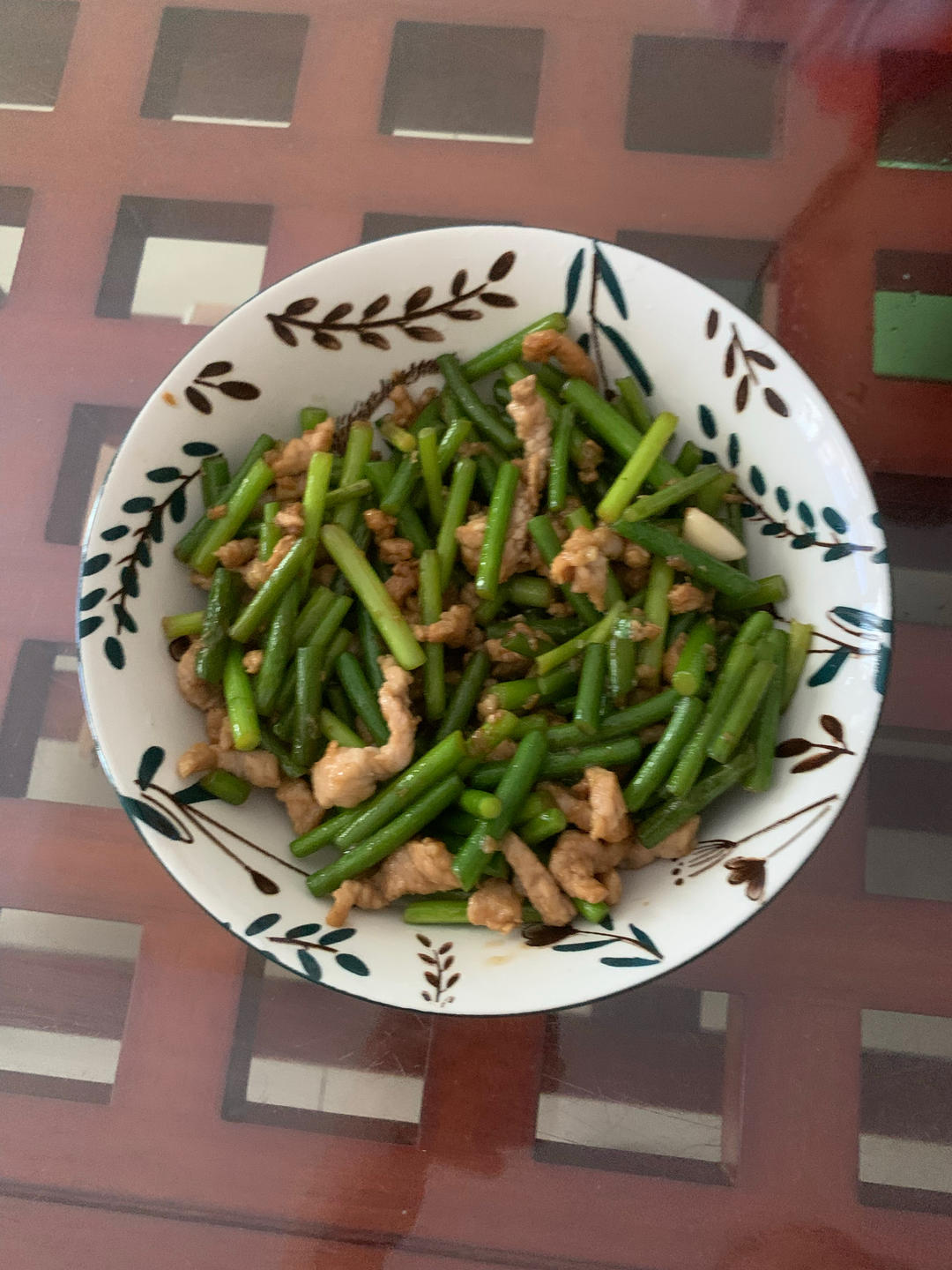 简单易做的下饭菜－蒜苔炒肉