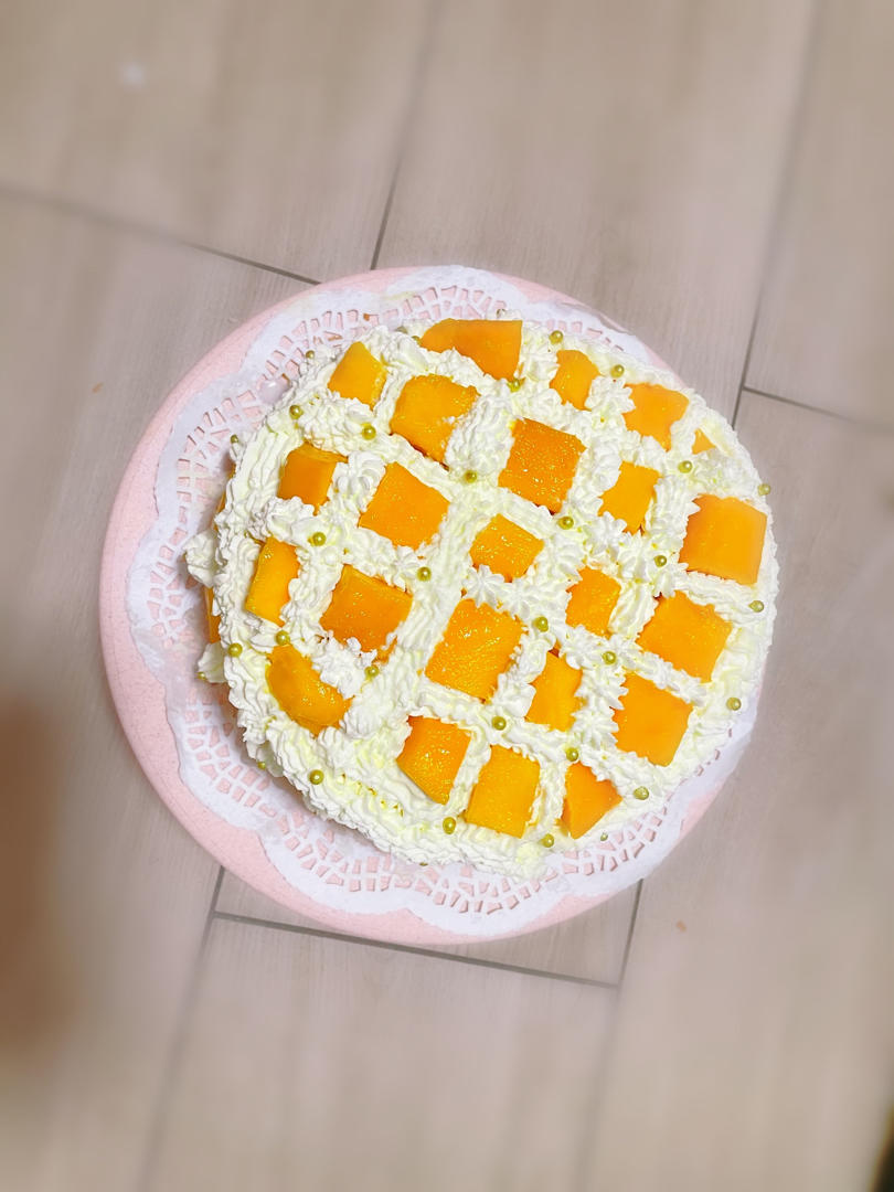 芒果切块蛋糕