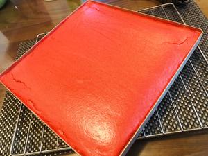 红丝绒旋风蛋糕卷的做法 步骤21