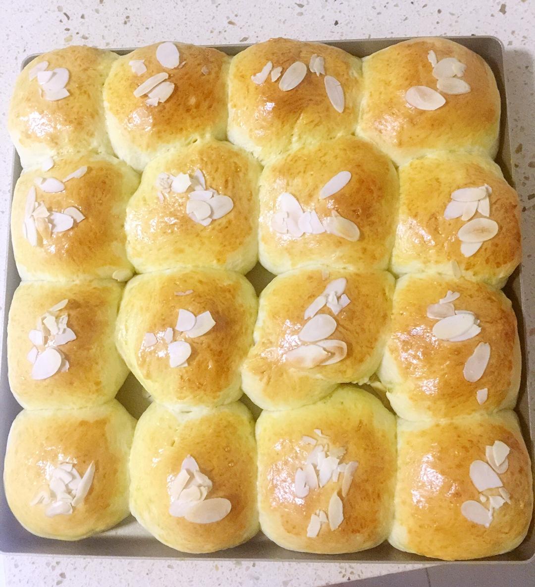 淡奶油软面包