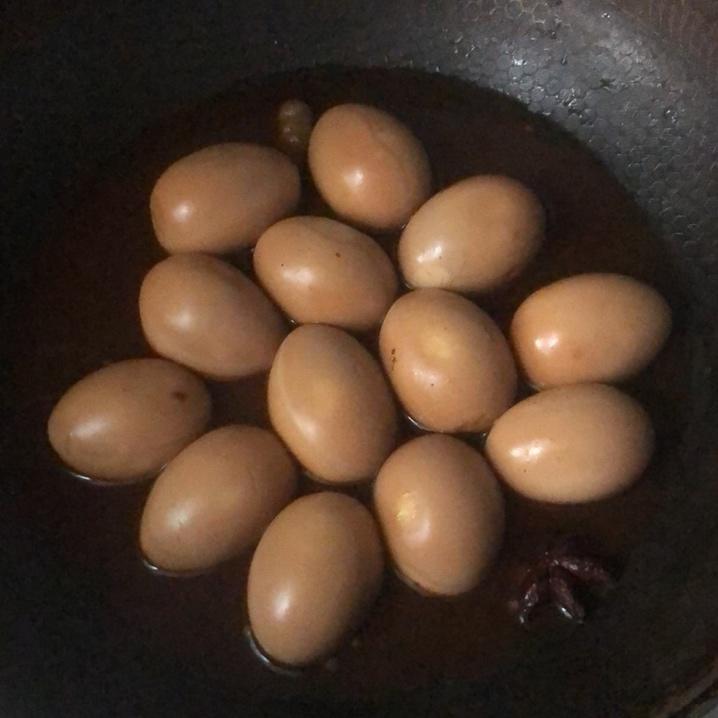 乡巴佬卤鹌鹑蛋