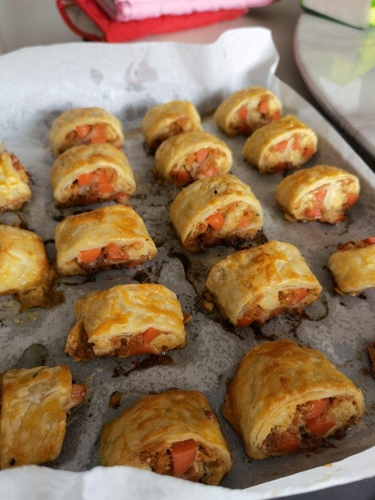 香酥火腿肉松卷