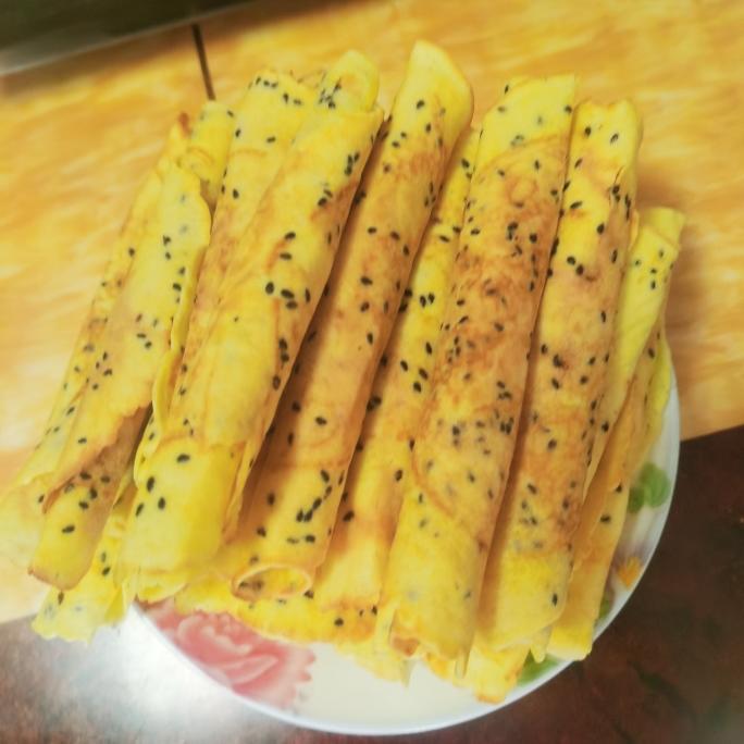 平底锅鸡蛋卷的做法