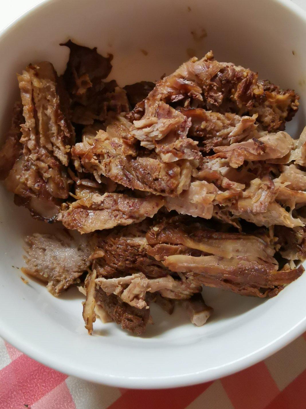 酱牛腱子肉~~（附酱猪腱子肉和卤鸡蛋做法）