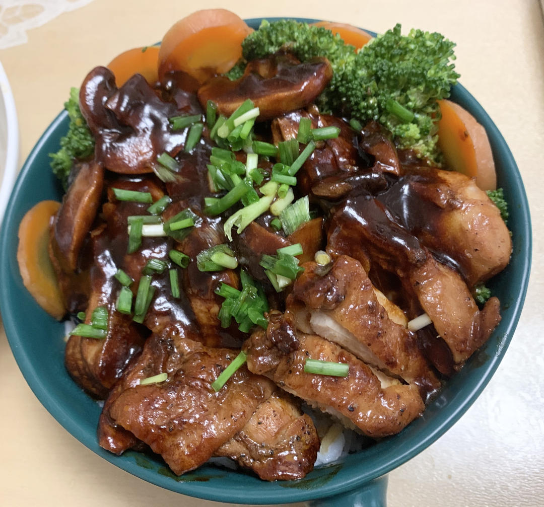 照烧鸡腿饭