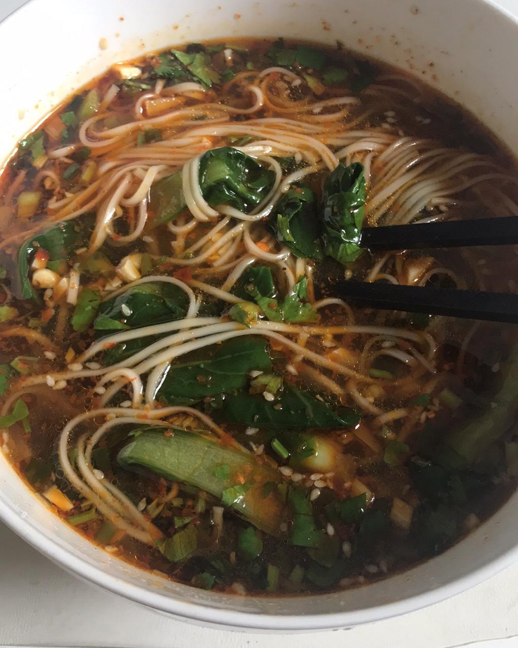 王大厨酸汤面