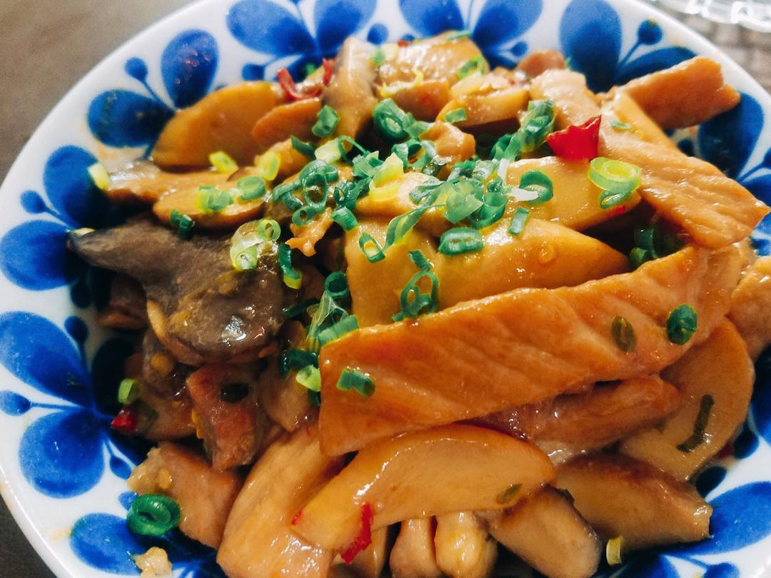 杏鲍菇炒肉片