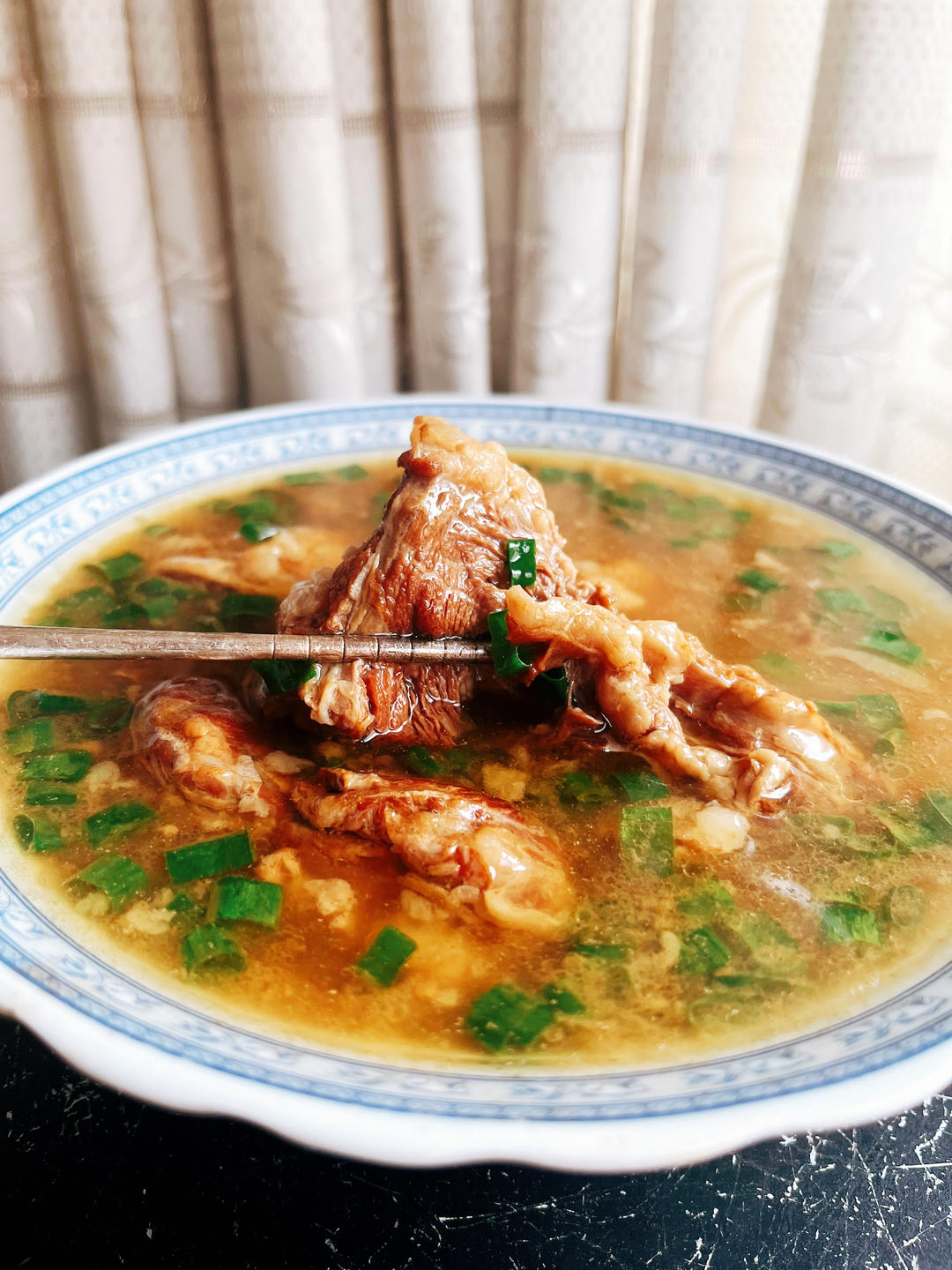 葱葱牛肉的做法