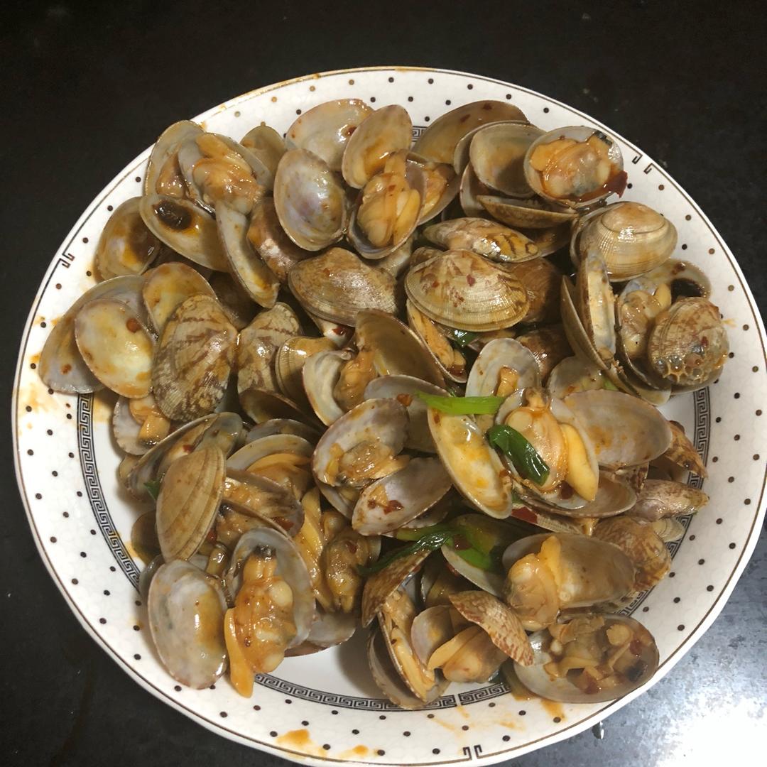 蒜香炒花甲