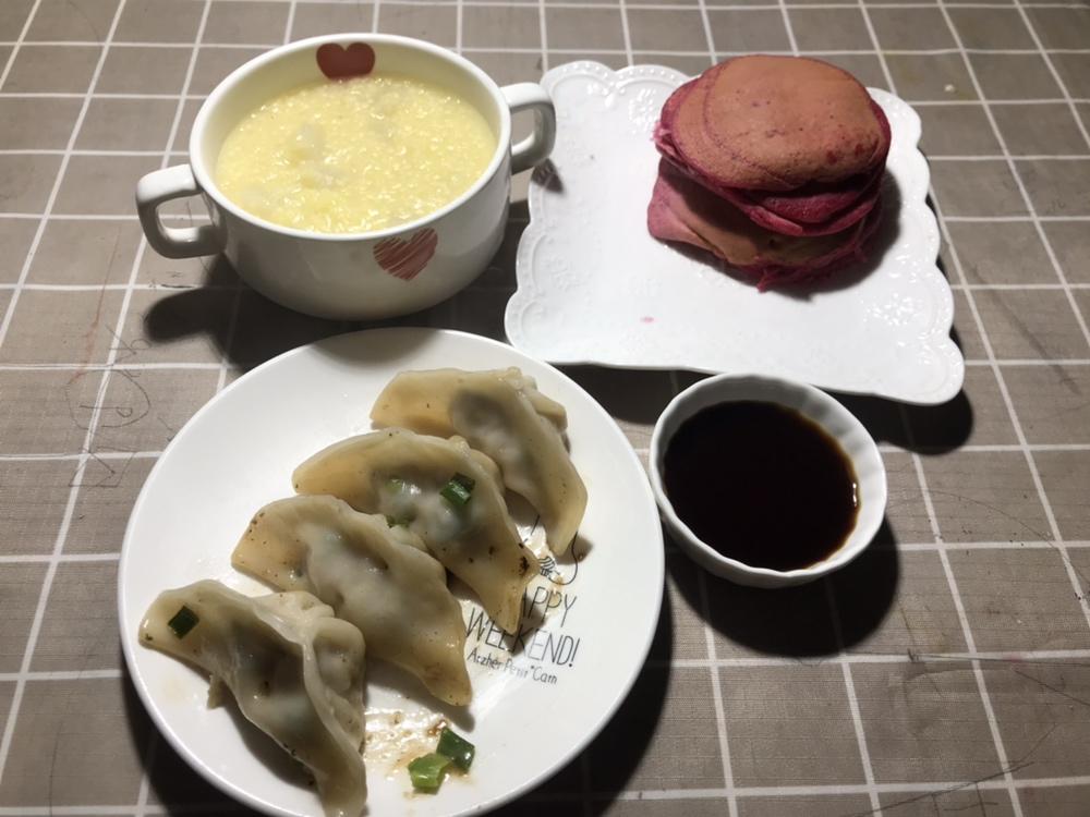 红心火龙果松饼