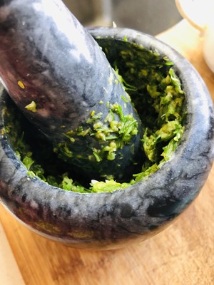 韭菜花酱的做法步骤图 韭菜花酱怎么做好吃 坏坏的小乖 下厨房 韭菜花酱的做法步骤图 韭菜花酱怎么做好吃 坏坏的小乖 下厨房