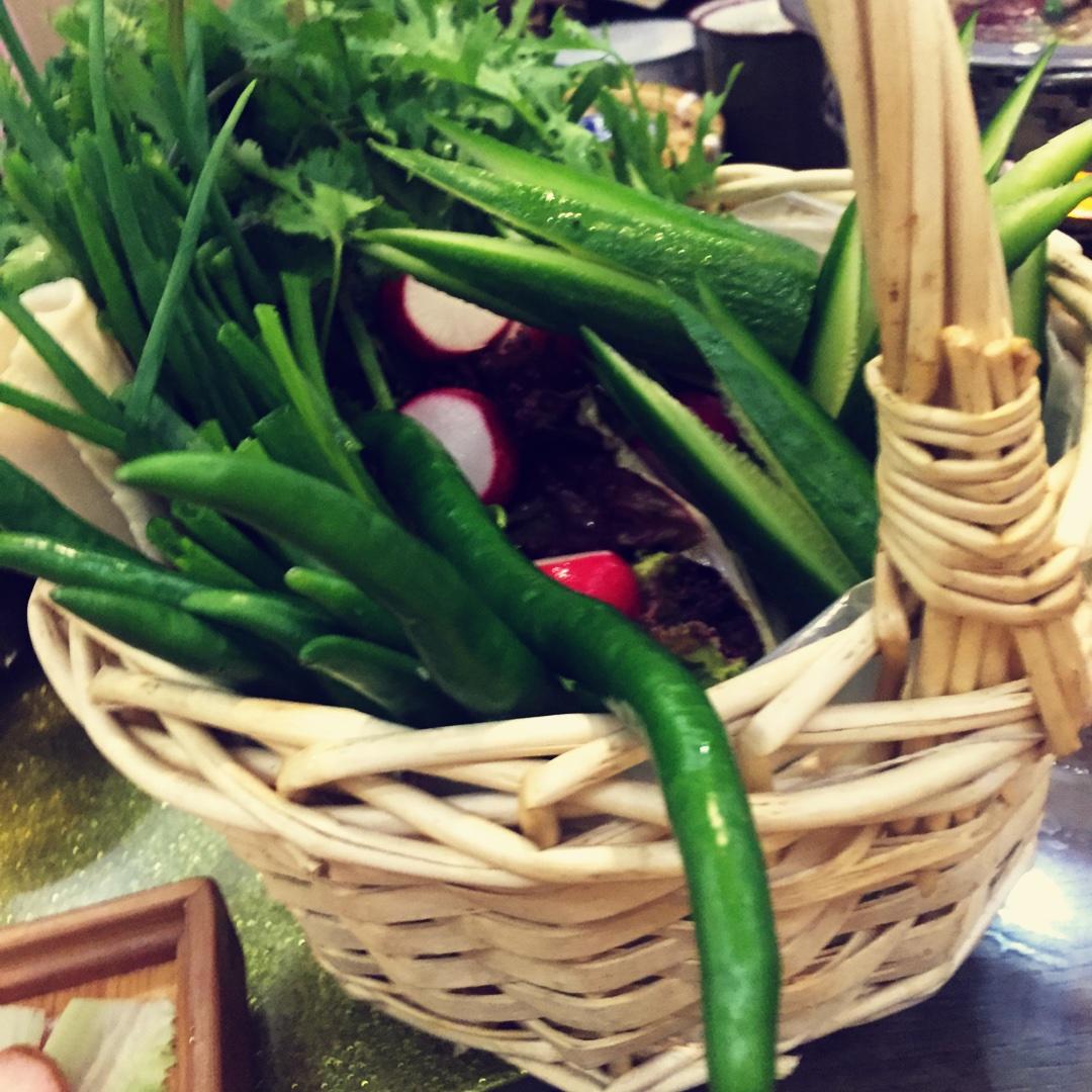 吃吧吃吧逛吃逛吃吃