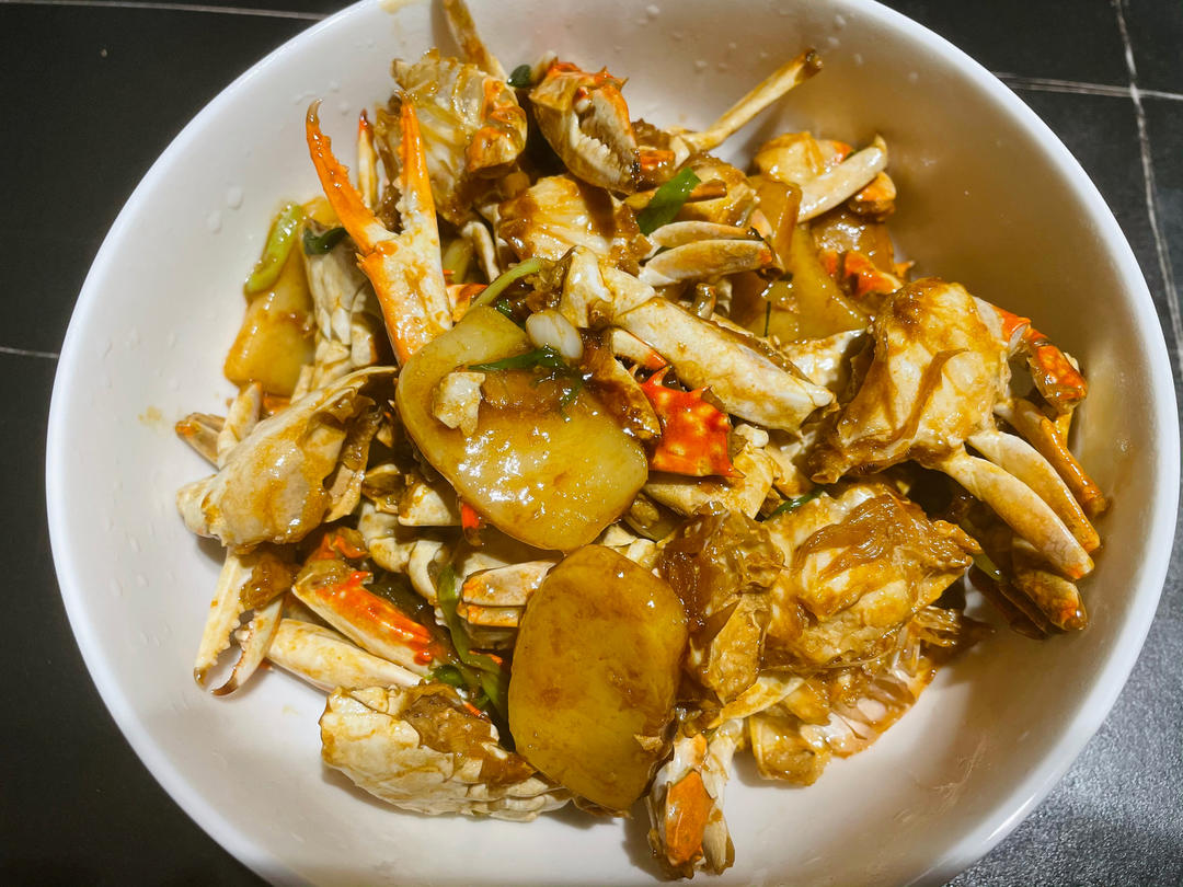 梭子蟹炒年糕～标准的江浙菜