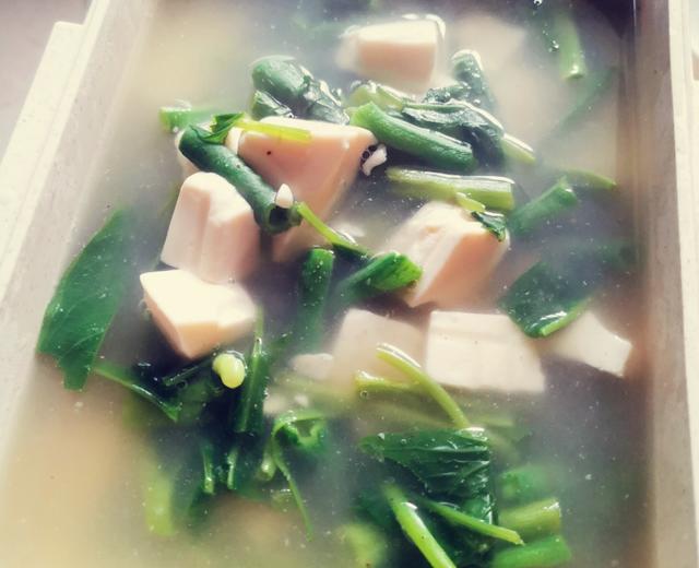 处暑-豇豆空心菜豆腐汤-时令菜