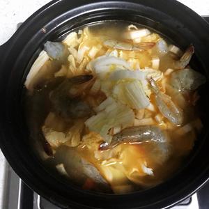 砂锅海鲜粥的做法 步骤5