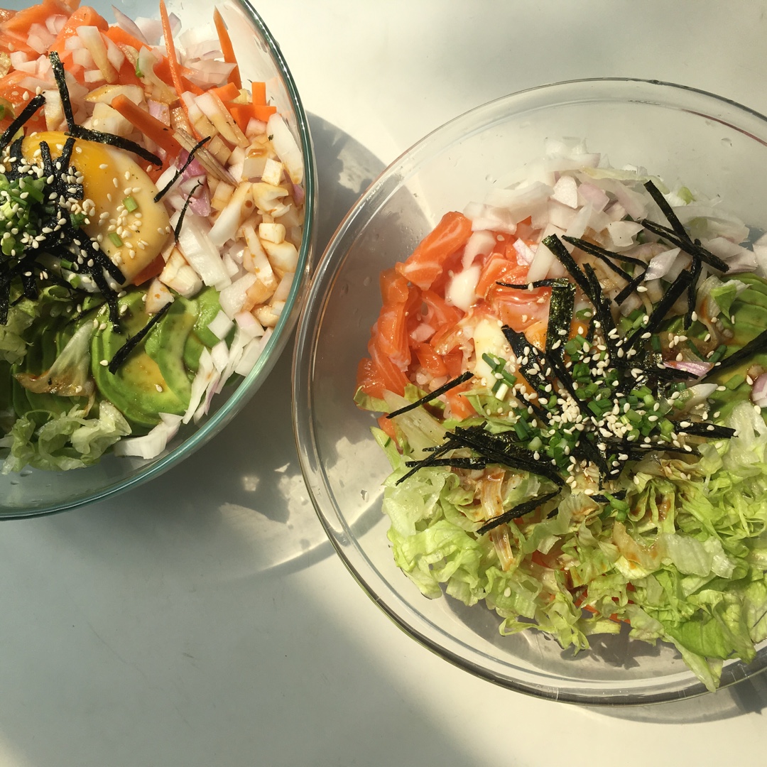 三文鱼牛油果盖饭，风靡夏威夷的Poke拌饭