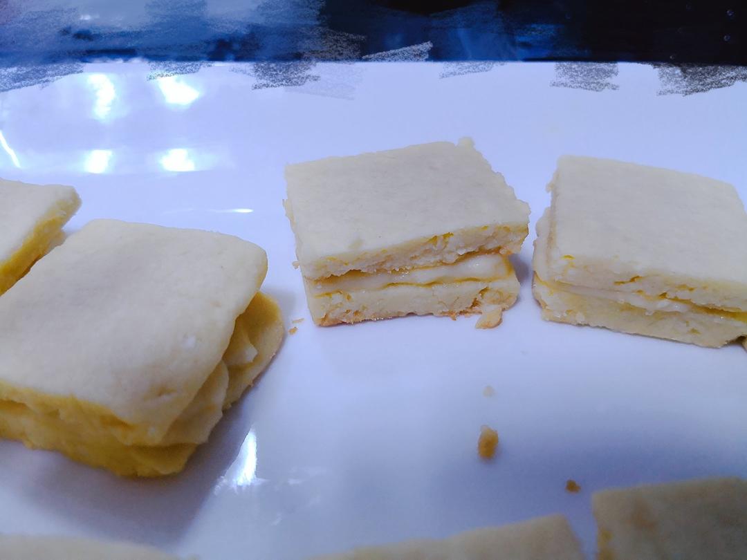乳酪奶油夹心酥饼