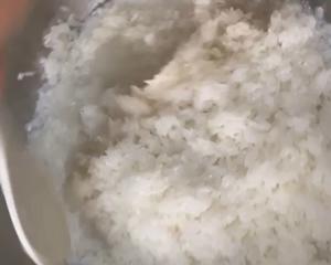 蒸笼蒸饭，粒粒分明！㊙️最好吃的大米饭做法！的做法 步骤8