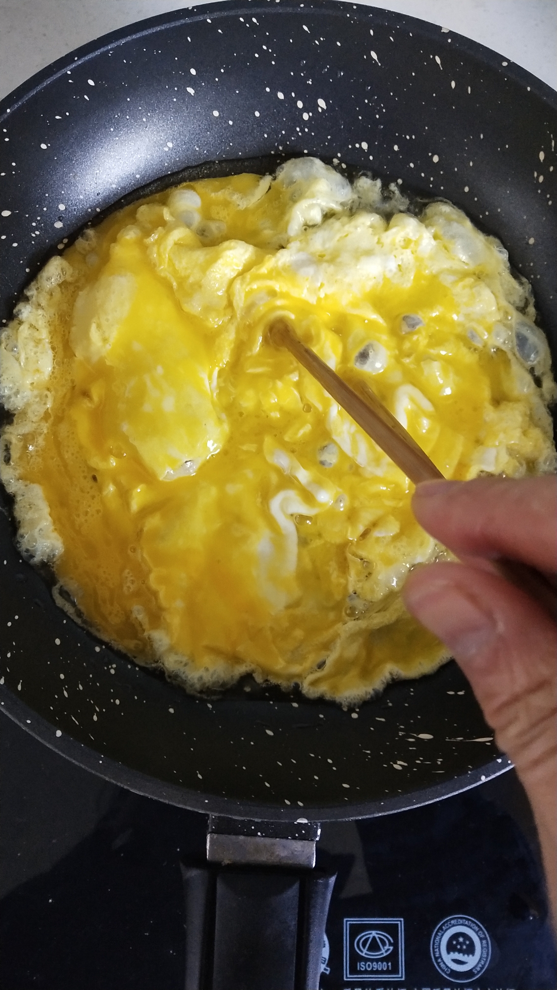 农家菠菜鸡蛋&东北玉米炒面的做法 步骤7