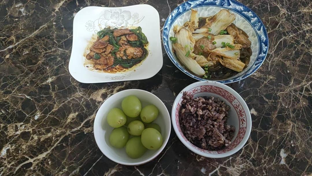 巨好吃的青椒炒鸡胸肉丝，超下饭