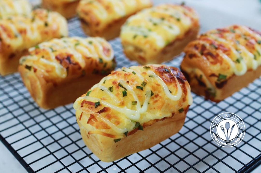 香葱芝士肉松面包