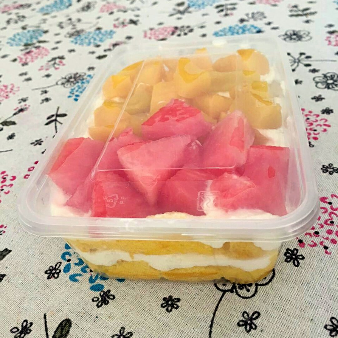 水果盒子蛋糕