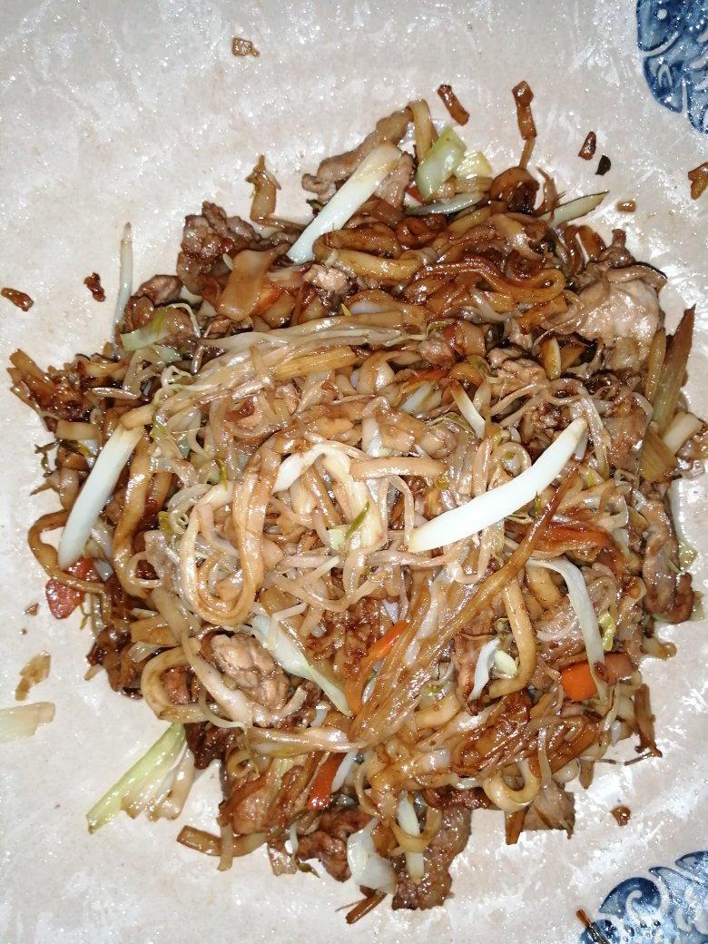 炒河粉