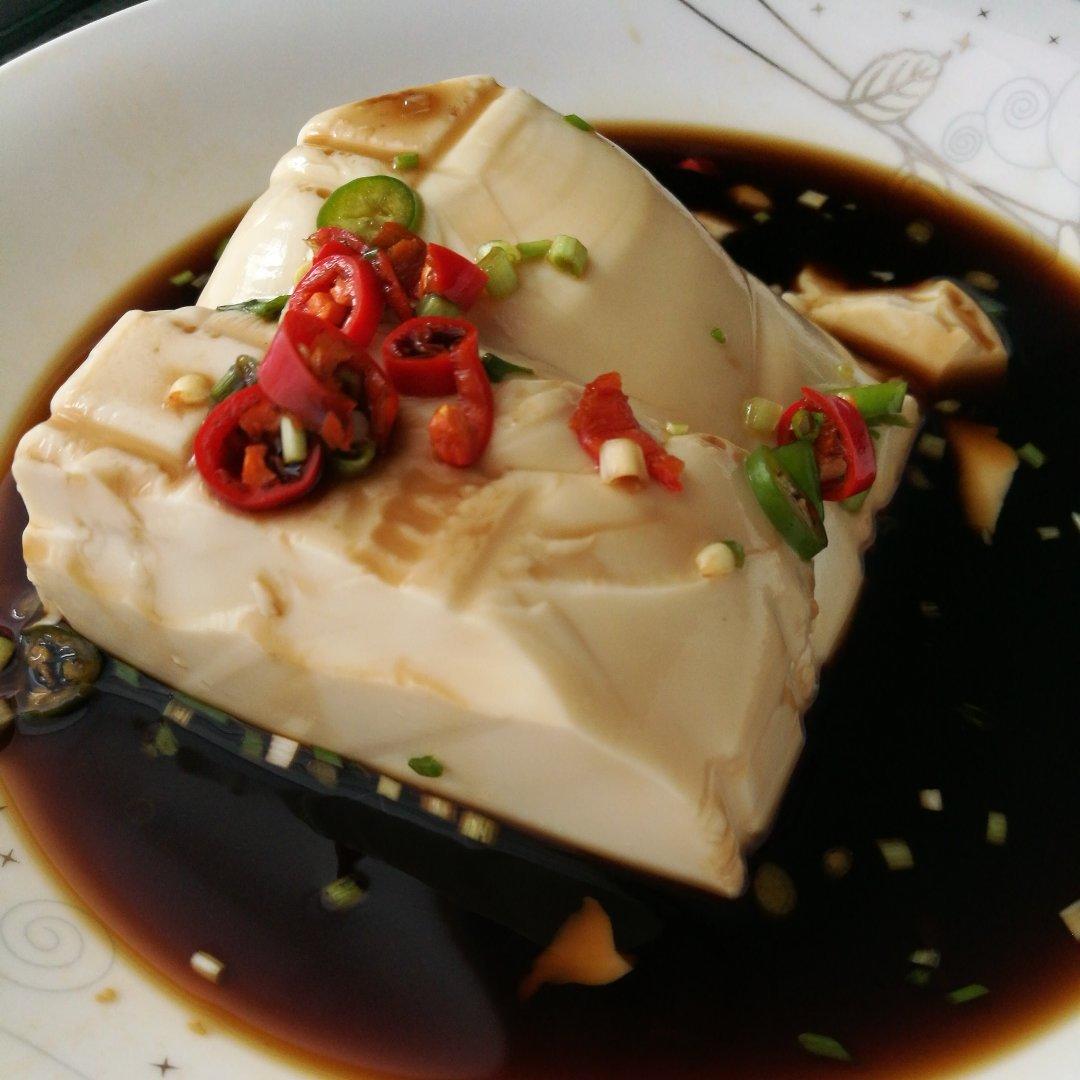 凉拌内酯豆腐