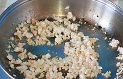 葱香虾酱荞麦面的做法 步骤9