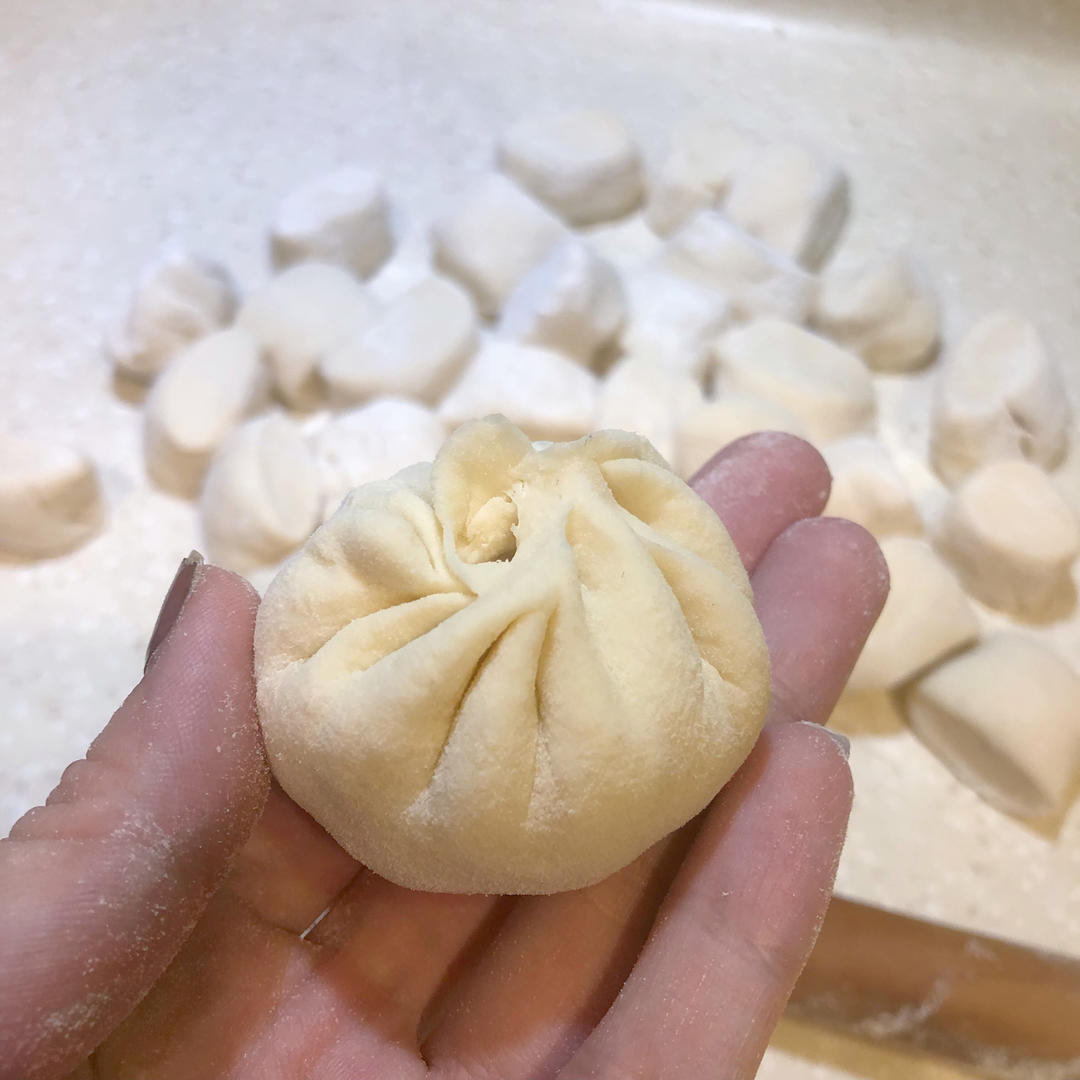 小笼包（秒杀市面上小笼包店的做法）