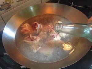 五子毛桃祛湿汤的做法 步骤2