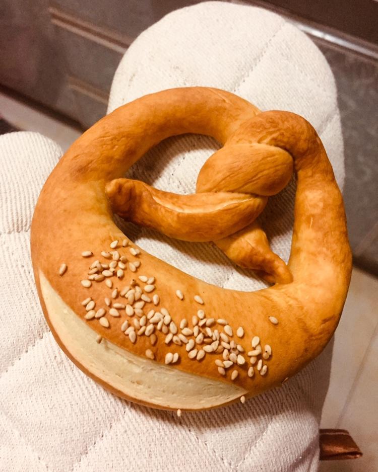 最详细的碱水包 【德国结面包 布雷结面包】有关碱水面包Brezel的一切 Bretzel Brezen Pretzel