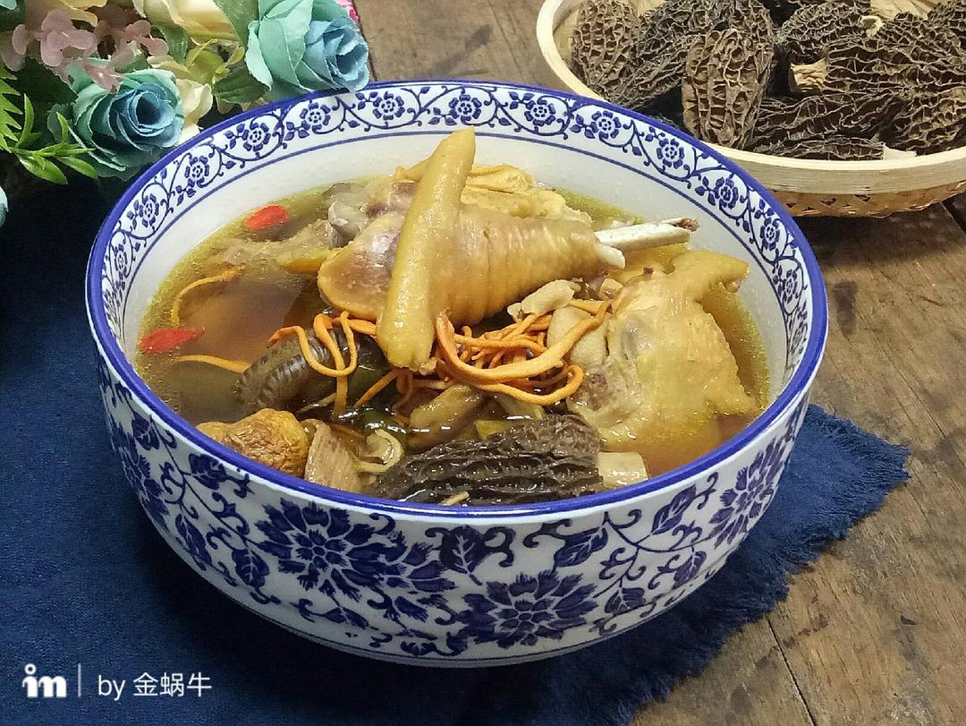 野生菌老鸡汤的做法