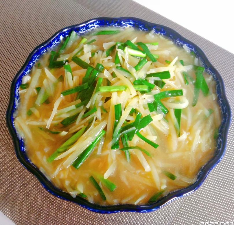 寻找儿时的味道【炒土豆丝】的做法