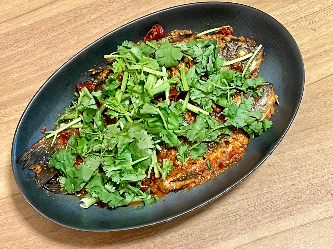 红烧鲫鱼
