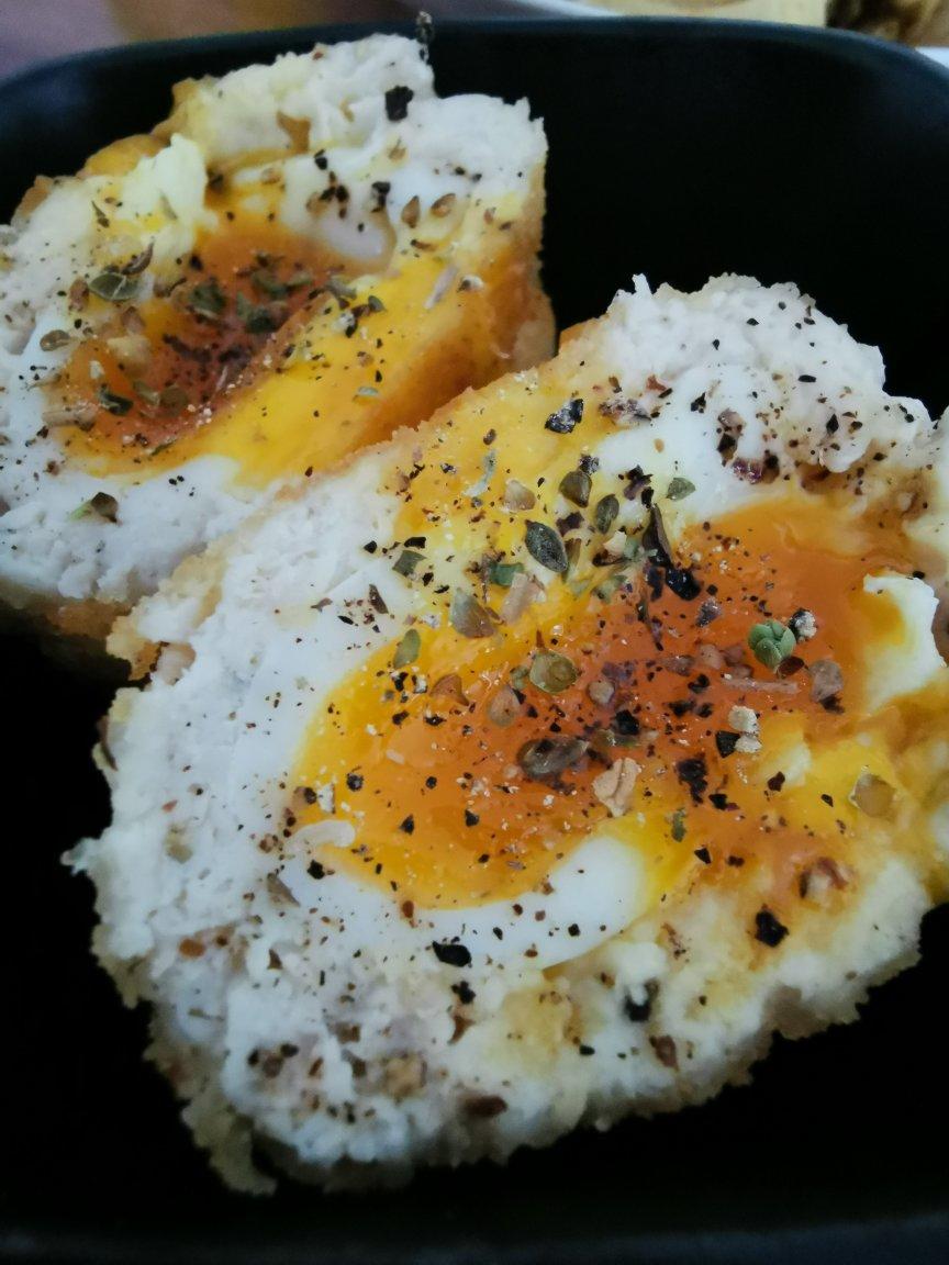 日本网红居酒屋的招牌菜品——苏格兰溏心蛋