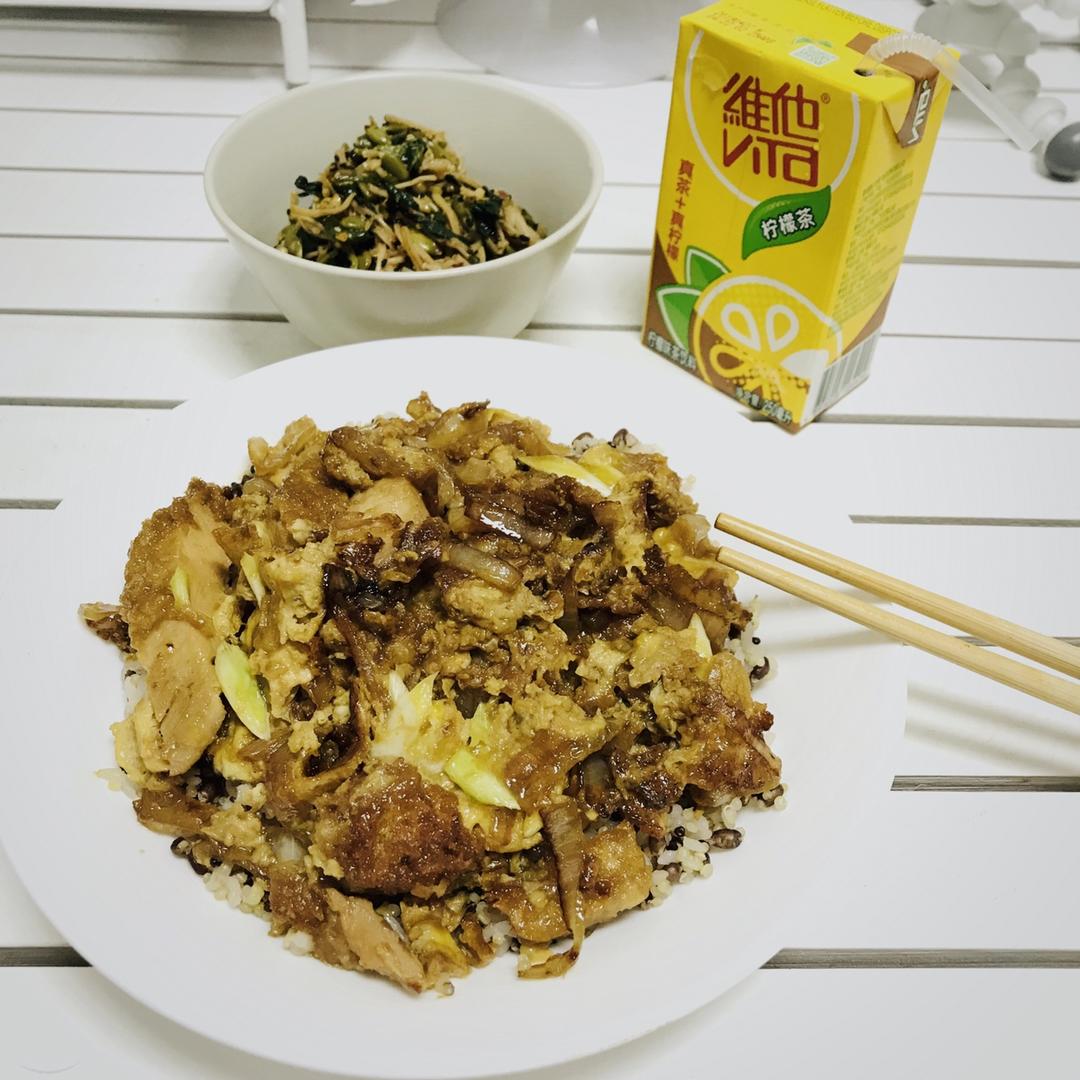 日式脆皮鸡排亲子盖饭