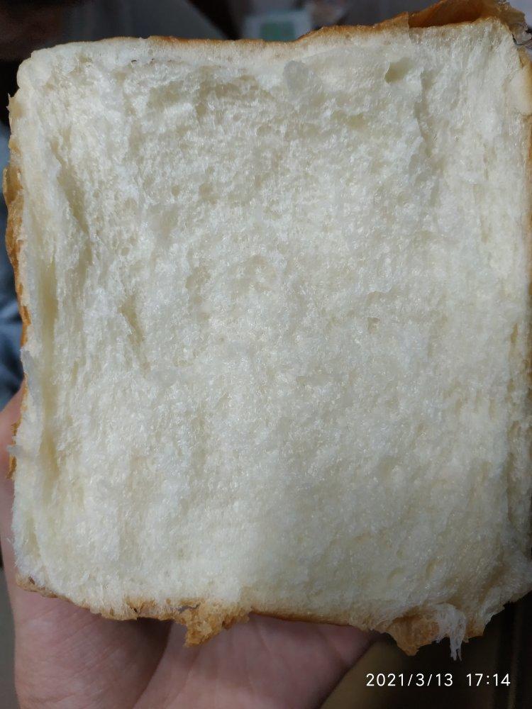 《Tinrry+》软绵绵的白吐司